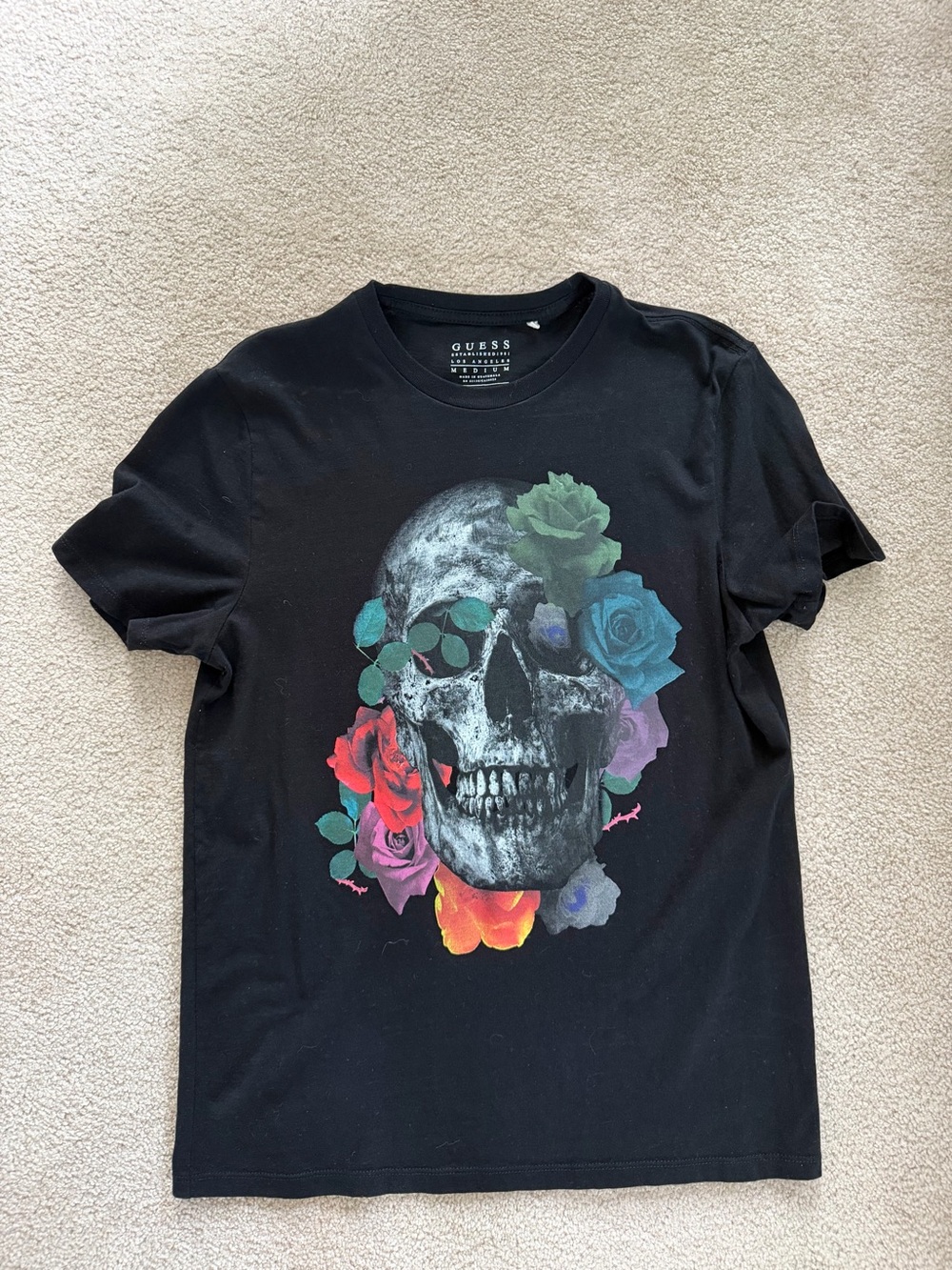 GUESS Black Short-Sleeve Skull Tee with Multicolor Roses